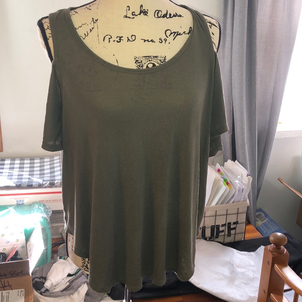 Express I love green cold shoulder
